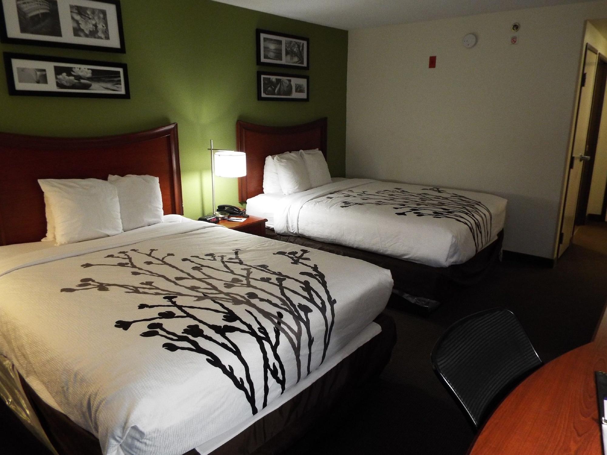 Sleep Inn & Suites Laurel Exterior photo